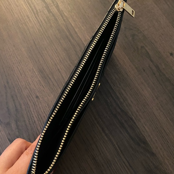 Saint Laurent Sleek Black Box - Picture 4 of 9